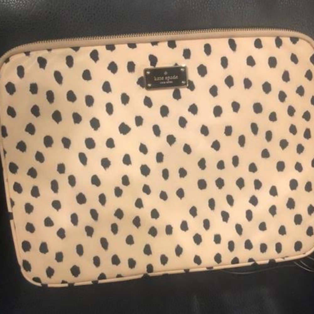 Kate Spade Polkadot Laptop Case